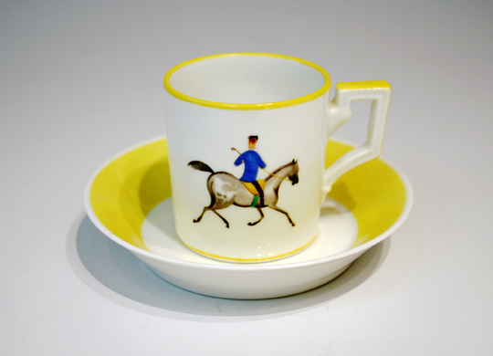 陶磁器「乗馬文様コーヒーカップ b」