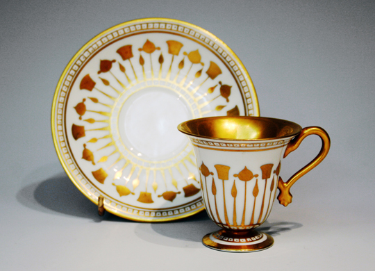 陶磁器「金彩コーヒーカップ」