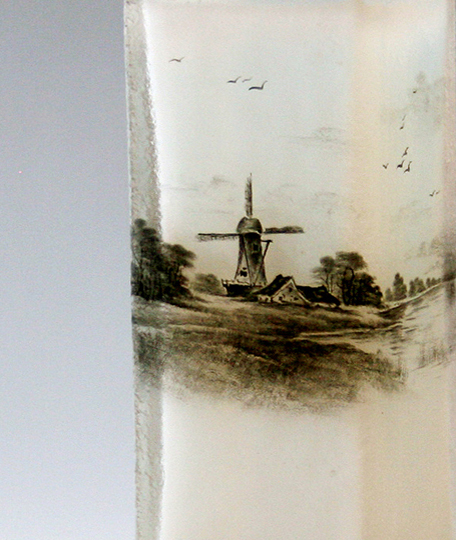 アールヌーヴォー「オランダ景色 角型花瓶」