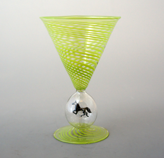 装飾ガラス「馬フィギュア入りグラス」