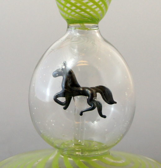 装飾ガラス「馬フィギュア入りグラス」