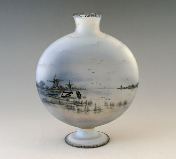 アールヌーヴォー「オランダ景色 扁壺型花瓶」