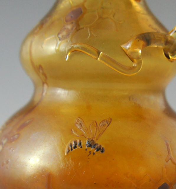 アールヌーヴォー「蜂文様 小花瓶」