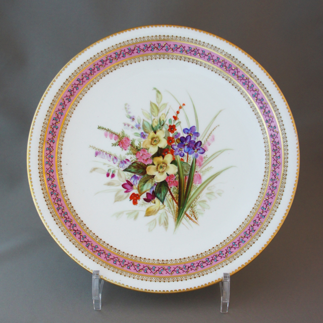 陶磁器「花文様 装飾皿」