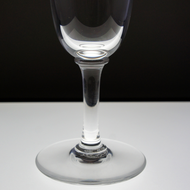 グラスウェア「セヴィーヌ フルートグラス 高さ17.5cm」