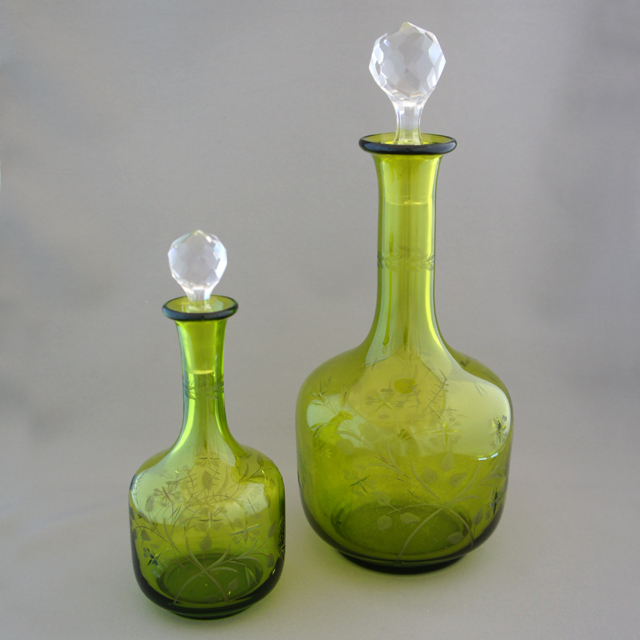 グラスウェア「緑色ガラス ボトル2本セット」