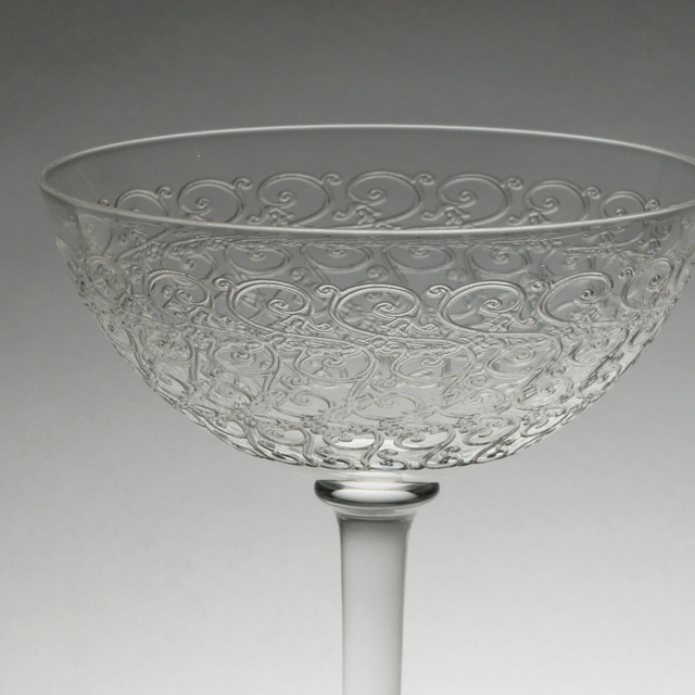 グラスウェア「Combourg クープグラス(ステム有) 高さ11.7cm（容量約90ml）」