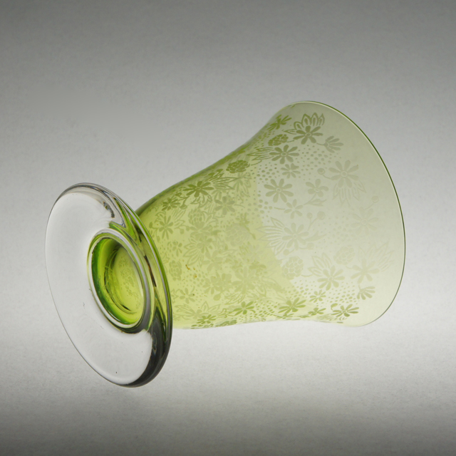 グラスウェア「エリザベート ELISABETH グリーン グラス(白ワイン) 高さ7.3㎝（容量約60ml）」