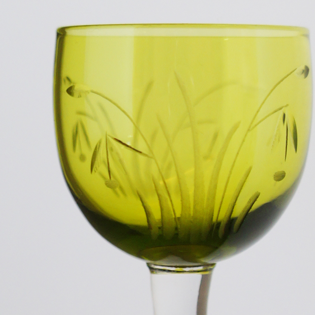 グラスウェア「カット文 緑ガラス リキュールグラス 高さ10.5cm」