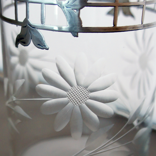 グラスウェア「銀巻き装飾 花文 タンブラー 高さ9.8cm」