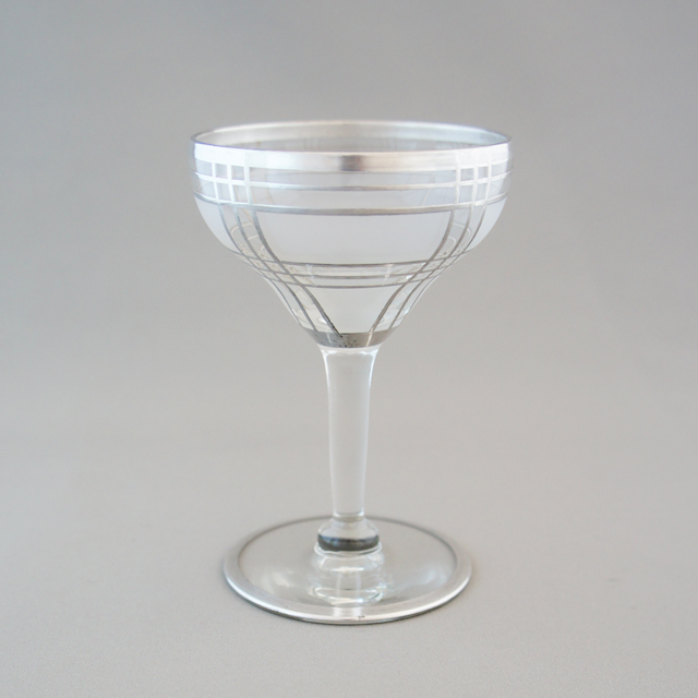 グラスウェア「銀巻き装飾 格子文様 ワイングラス 高さ9.6cm」