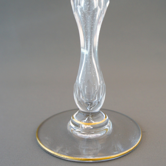 グラスウェア「赤被せガラス エッチング地 野いちご文 ワイングラス 高さ17cm（容量約130ml）」