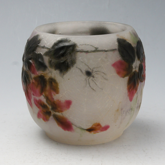 「蜘蛛と木苺 Spiders and Brambles 花器」