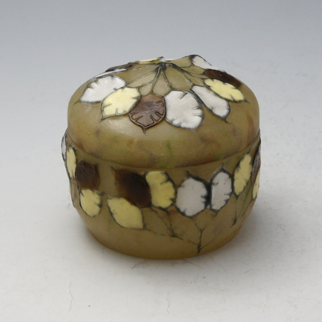 「ルナリア Honesty パウダーボックス」