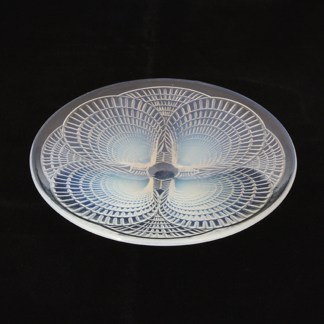 ルネ・ラリック「皿 コキール No.5（オパルセントガラス）直径17cm」《アンティックかとう》