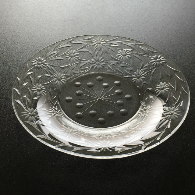 グラスウェア「フラワーカット 小皿 6枚セット 直径13.8cm」