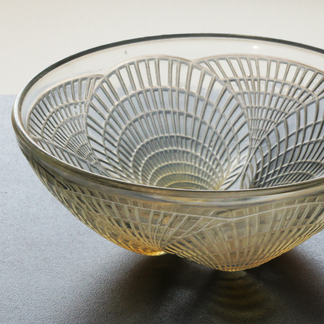 グラスウェア「鉢 コキール No.4（オパルセントガラス）直径16cm」