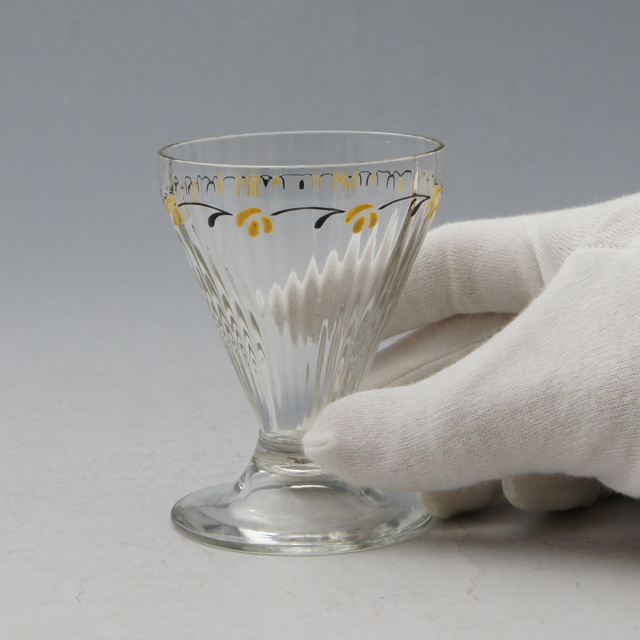 グラスウェア「小花文エナメル装飾 グラス（中）高さ8.5cm 容量100ml」
