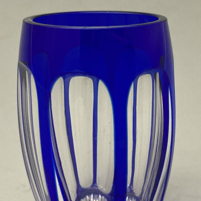 グラスウェア「Saint Louis 青被せガラス リキュールグラス 高さ5cm（容量25ml）」