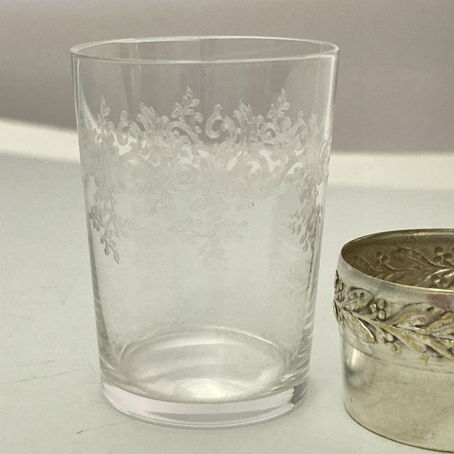 グラスウェア「セヴィーヌ Silver Covered リキュールグラス 高さ5cm（容量25ml）」