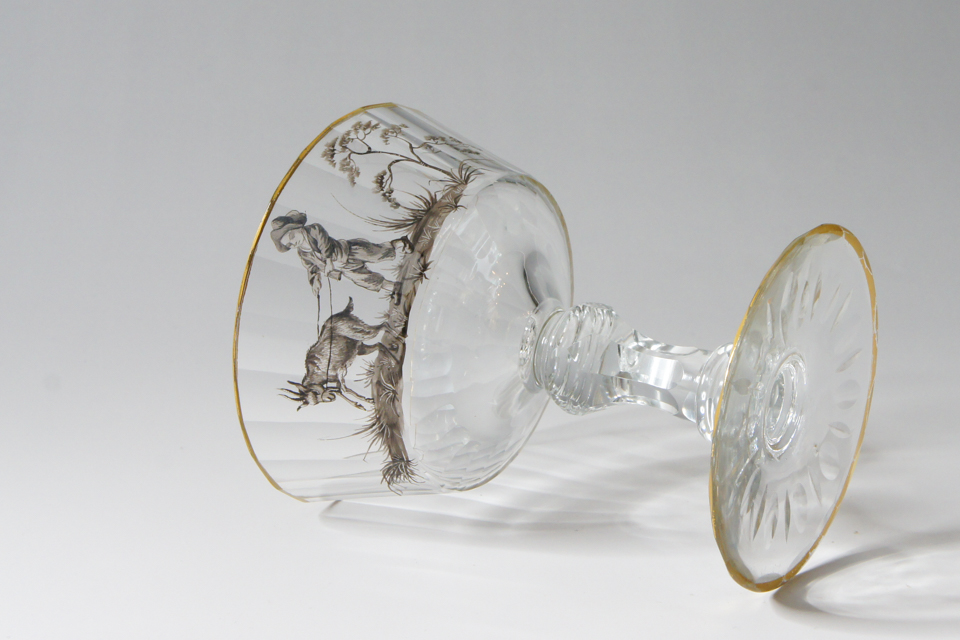 【★最終価格★】日本ガラス　アンティーク　オパルーセント　乳白色　7客 ☆最終価格☆】日本ガラス アンティーク オパルーセント 乳白色 7客