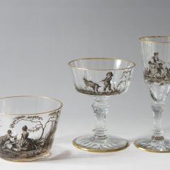 ドーム兄弟「鶏飼いの人物像グラス」《アンティックかとう》