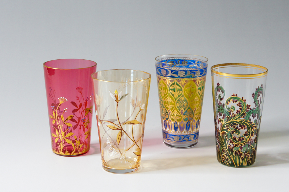 グラスウェア「唐草文 ゴブレット（グリーン）」