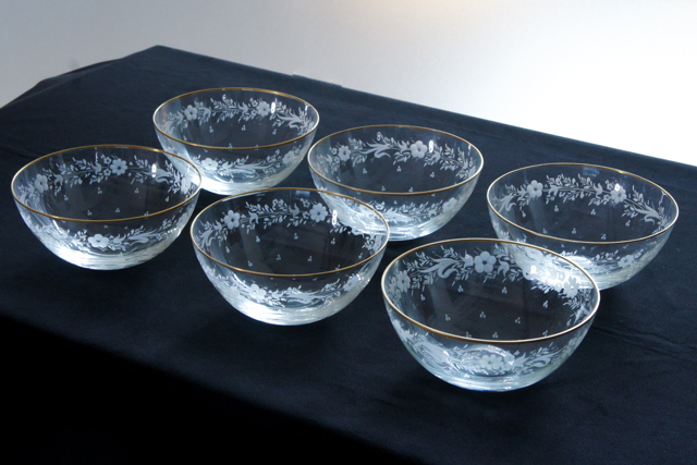 グラスウェア「縁金彩花文様４寸鉢 6客組」