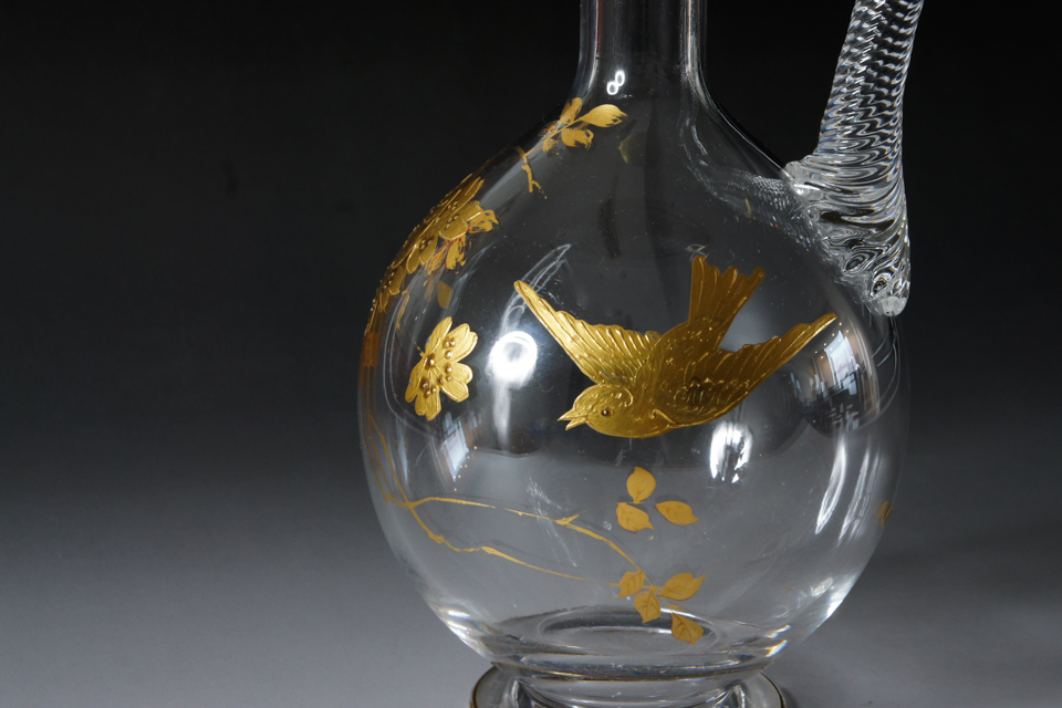 グラスウェア「ジャポニズム 桜に雀文 金彩 カラフ」