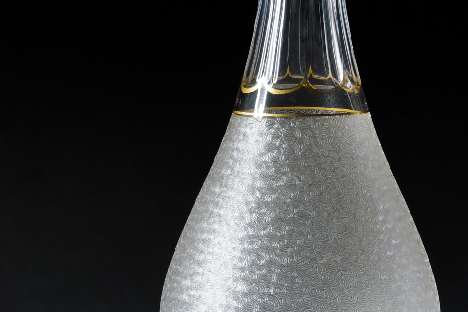 グラスウェア「Saint Louis エッチング地文様 リキュールボトル」