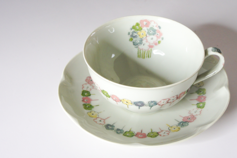 陶磁器「五月 Mai 1933年 ティーカップ&ソーサー 単品」