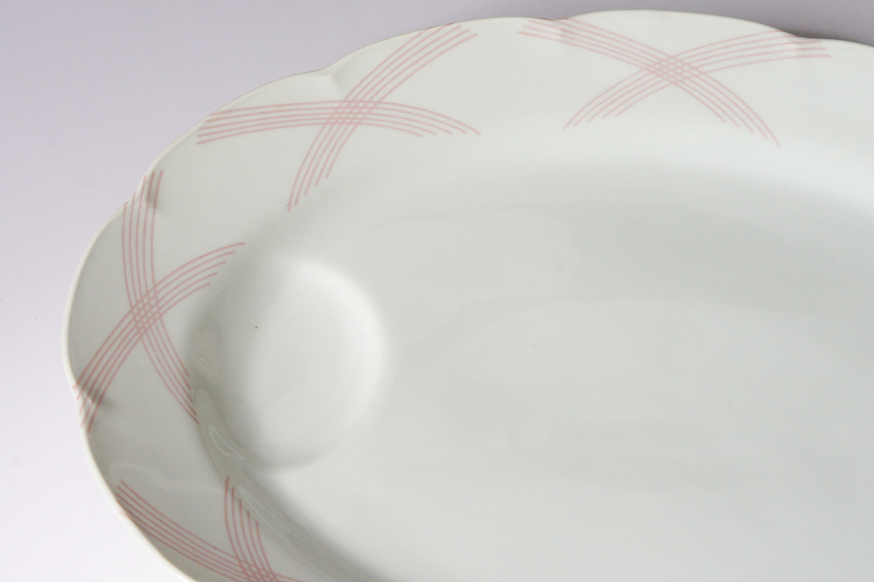 陶磁器「重ね色かご文様 Vannerie Ton sur Ton 1928年 オーバルプレート【現品限り】」