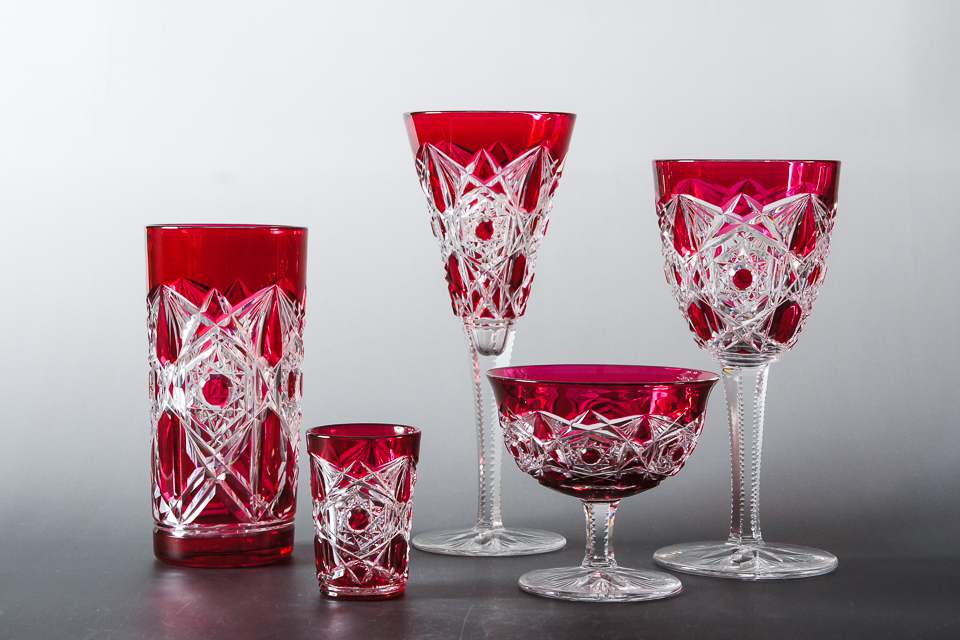 グラスウェア「ラニー LAGNY ワイングラス （Cranberry Color）」