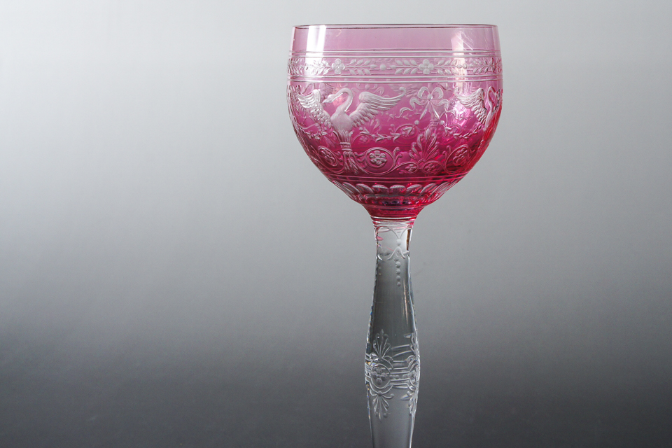 グラスウェア「白鳥文 ラインワイングラス」