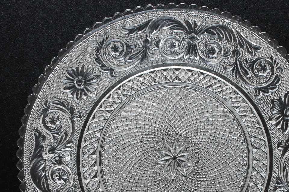 グラスウェア「アラベスク ARABESQUE 皿(単品) W 18.2 ㎝」