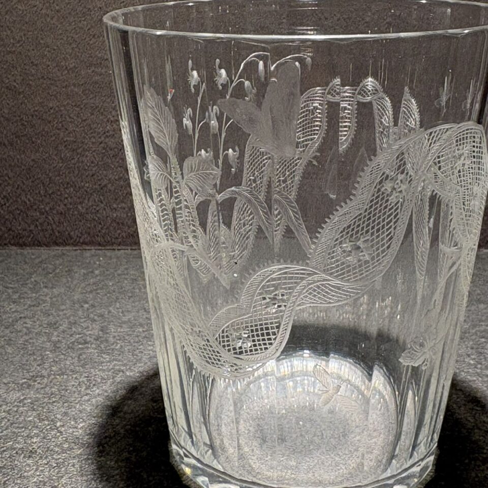 グラスウェア「蝶にレース文ゴブレット」