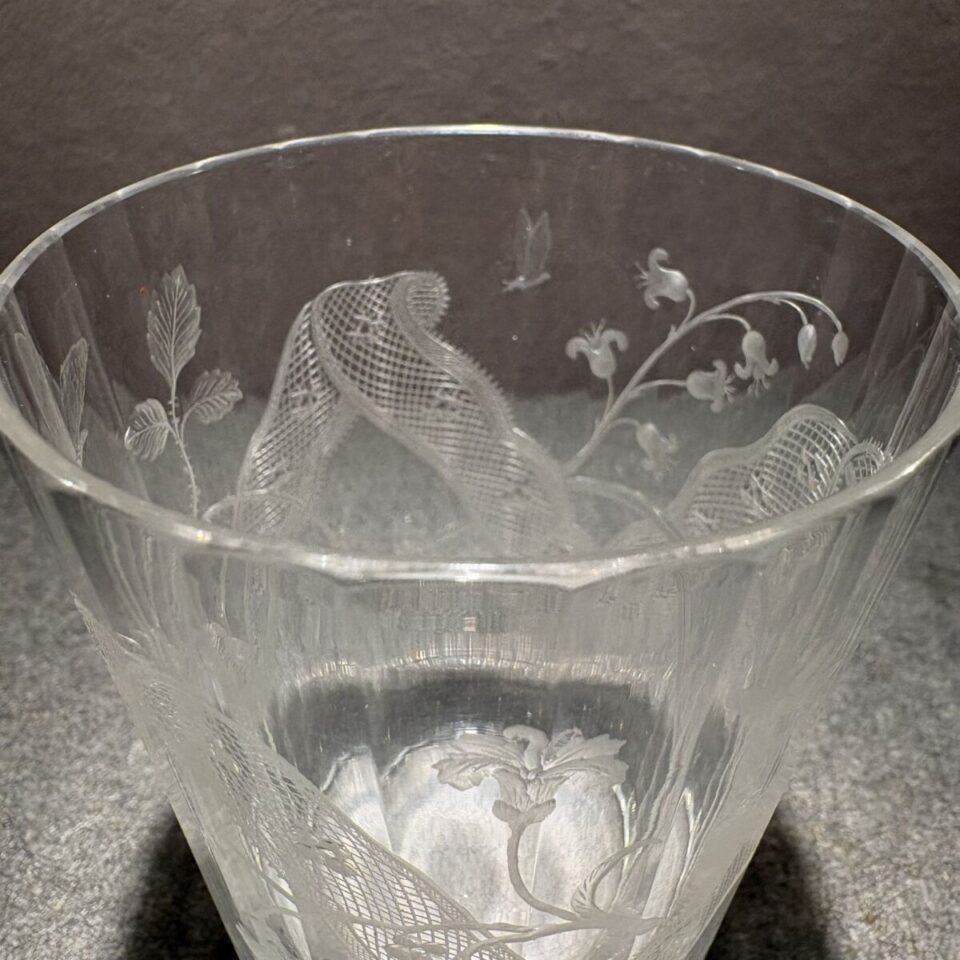 グラスウェア「蝶にレース文ゴブレット」