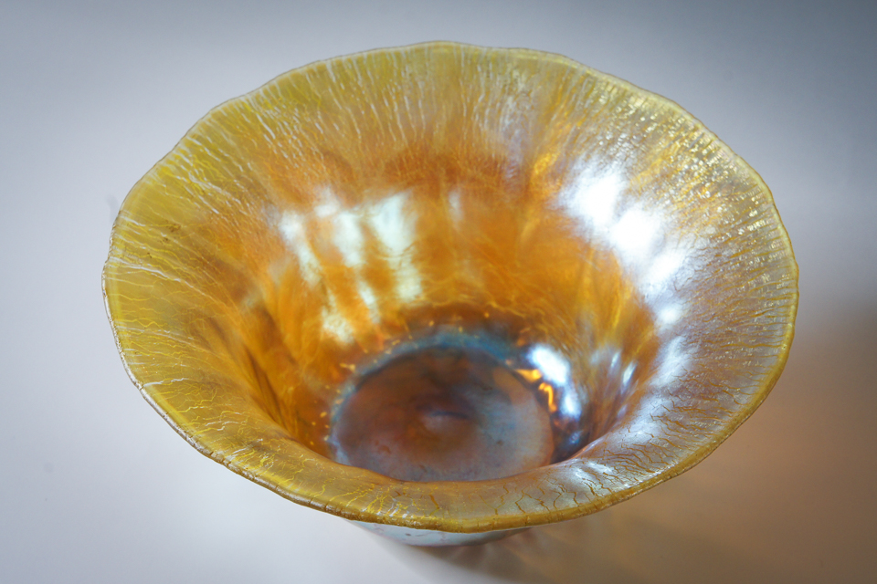 アールヌーヴォー「花形鉢」