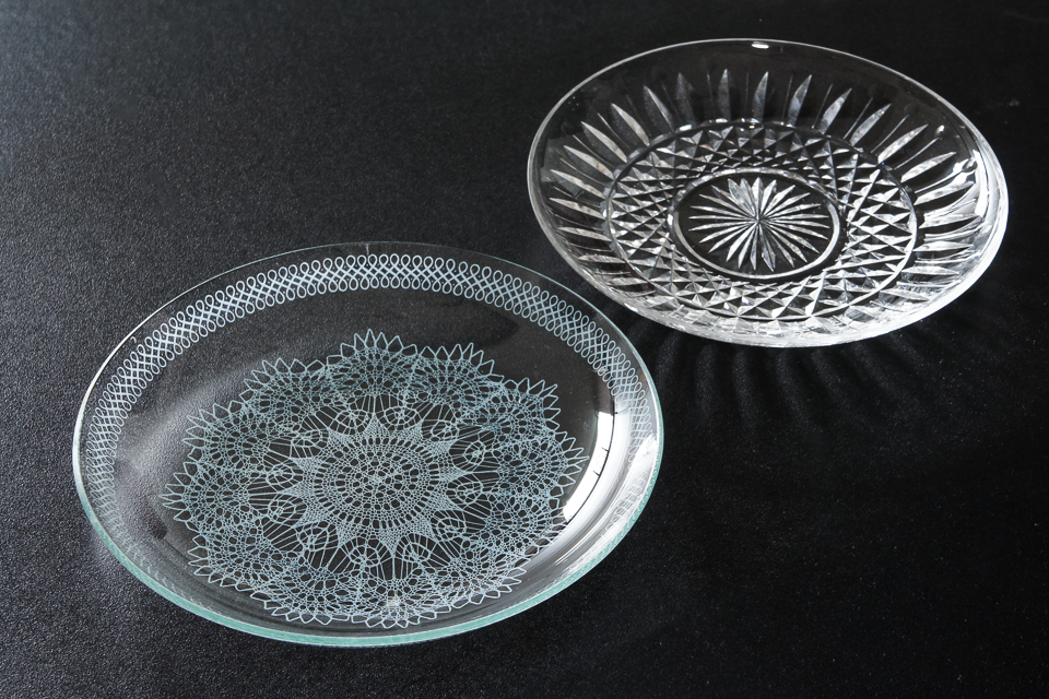 グラスウェア「レース文様 皿 9枚セット（W 16.2 ㎝）」