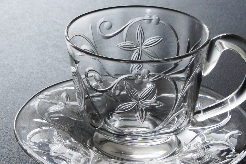 グラスウェア「花文様 カップ&ソーサー 6客組」