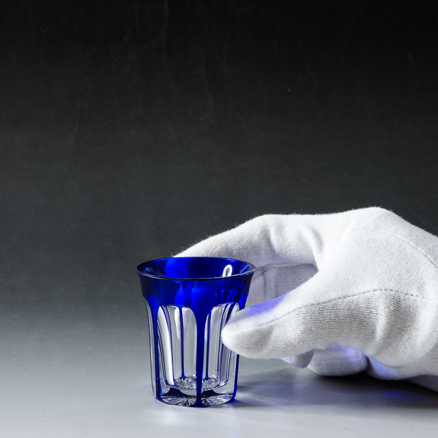 グラスウェア「青被せガラス フラットカット 冷酒杯」
