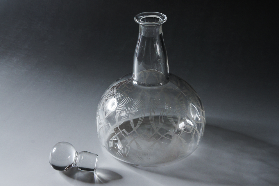 グラスウェア「アールデコパターン カラフ」