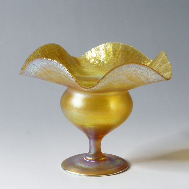 アールヌーヴォー「Wave Rim Compote」