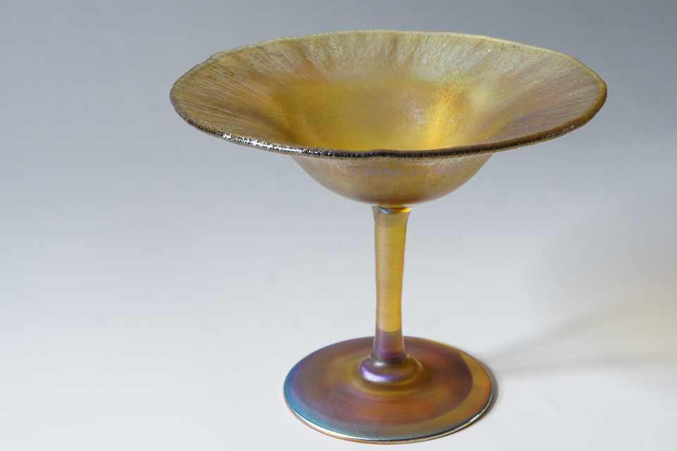 アールヌーヴォー「Ice Crack Pattern Rim Compote」